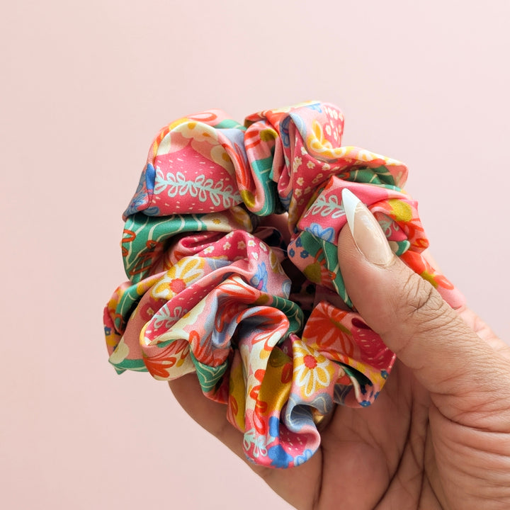Confetti twist silk scrunchie