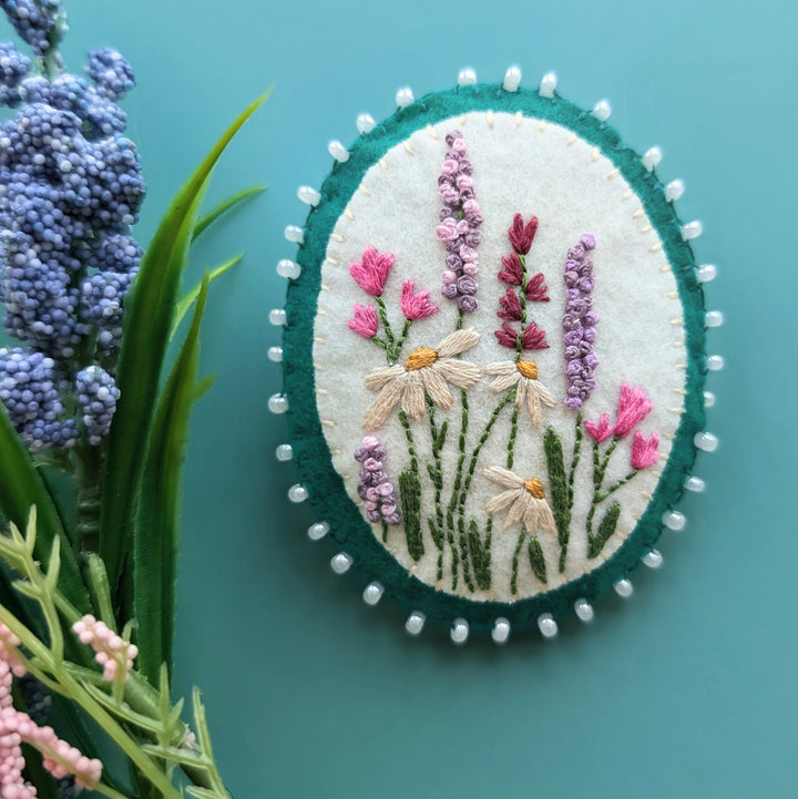 Wild Flowers Brooch Kit