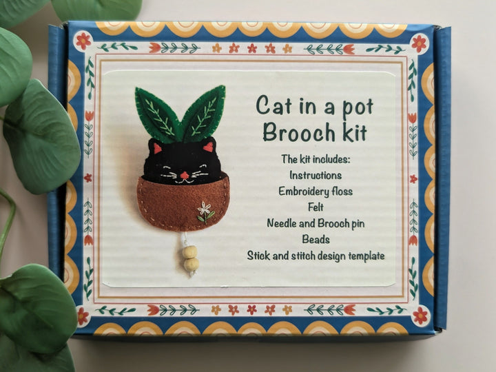 Cat in a pot Brooch Kit